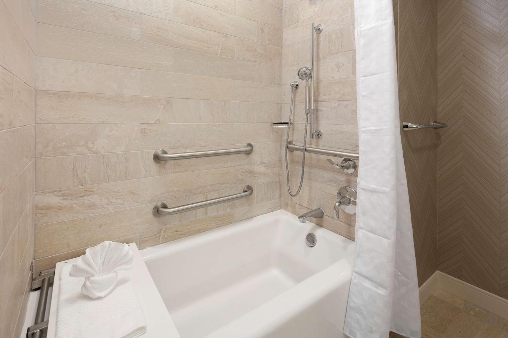 Embassy Suites Amarillo Downtown Dış mekan fotoğraf